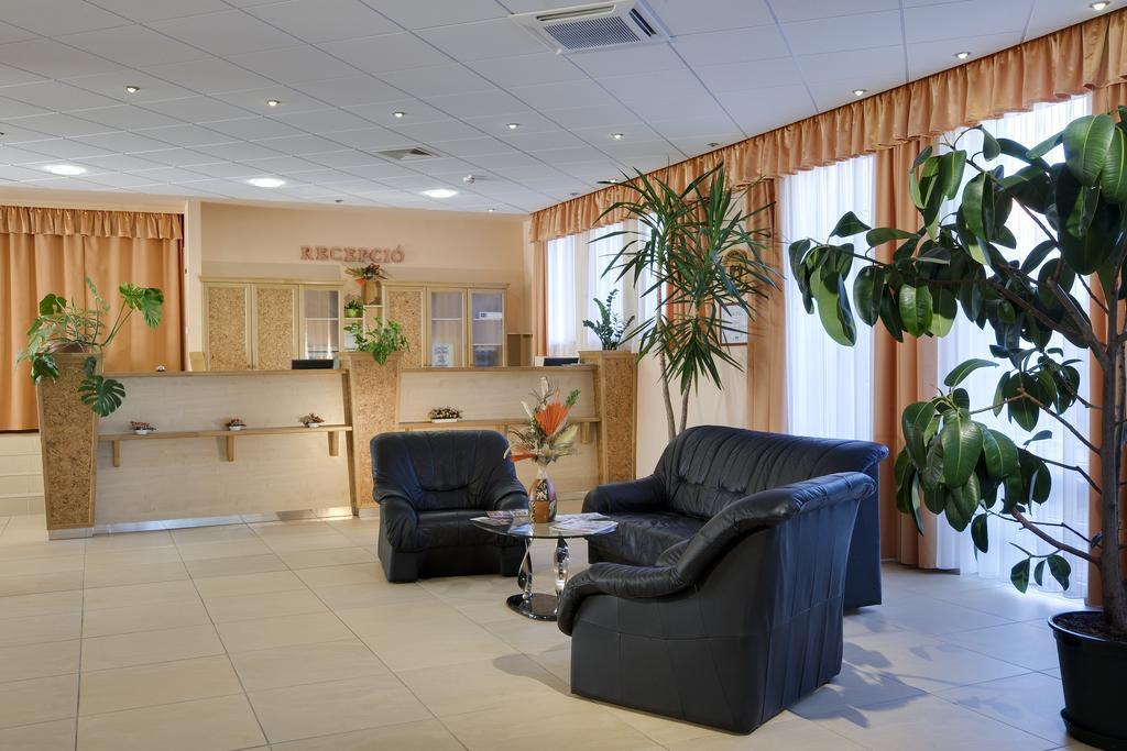 Martfu Hotel Thermal Spa Екстер'єр фото